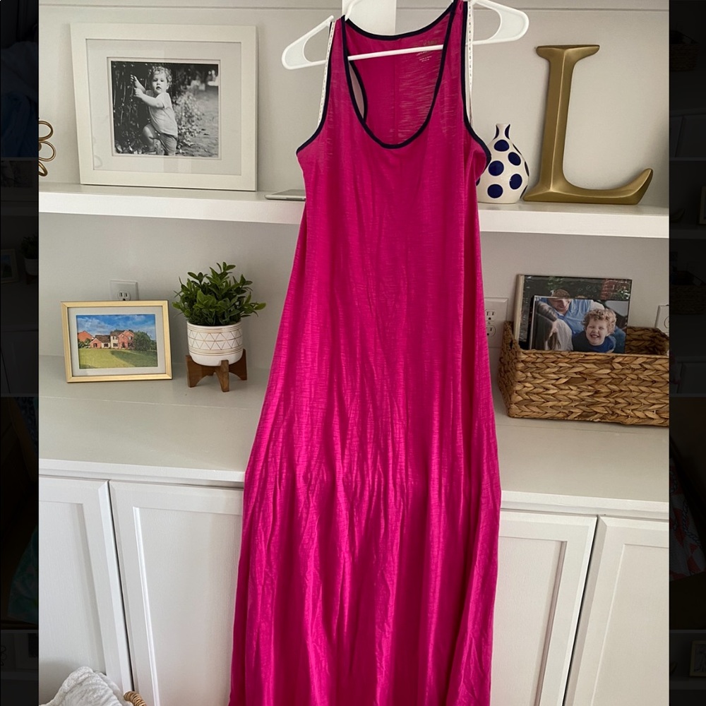 Excellent condition, 100% Pima cotton racer back